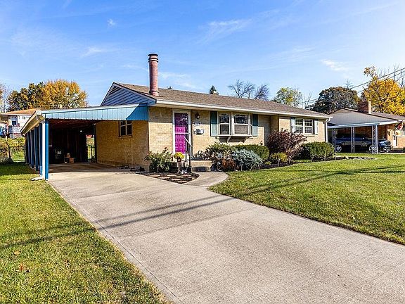 2nd image of 2576 Royal Glen Dr