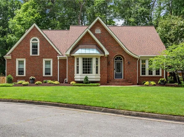 713 Tupelo Xing, Chesapeake, VA 23320