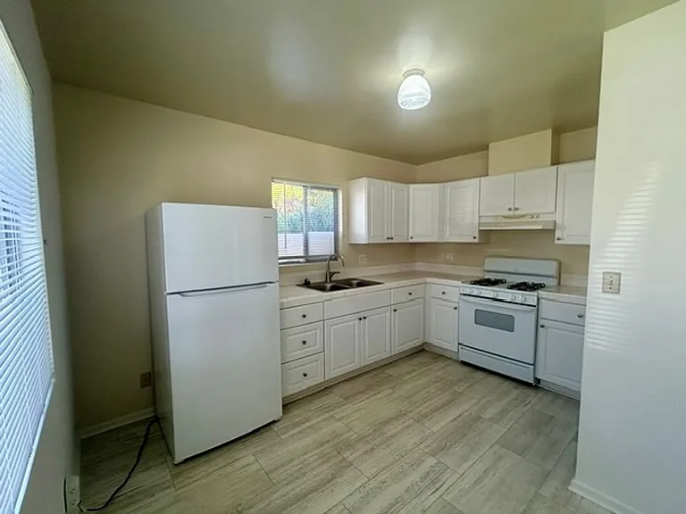 3405 Richland Dr — Photo 6