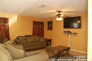 5th image of 7739 Falcon Oak Dr