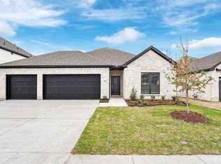 260 Lakeside Dr, Lavon, TX 75166