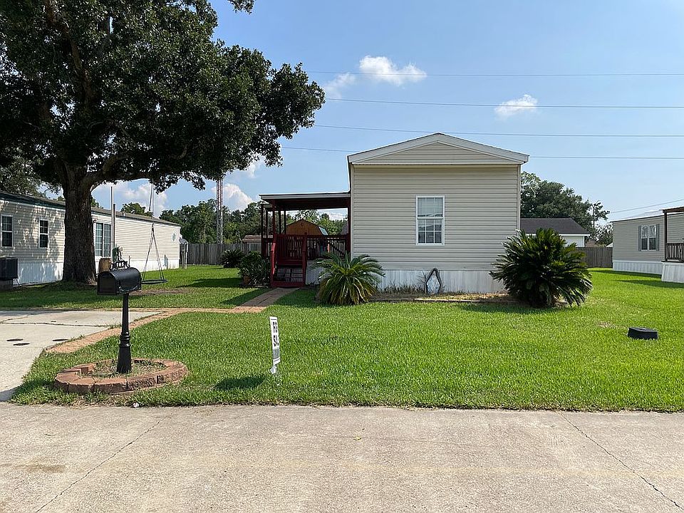 1st image of 105 Mariah St
