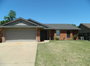 125 SE Churchill Way, Lawton, OK 73501