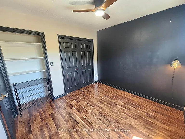 2373 King St E #51 — Photo 12