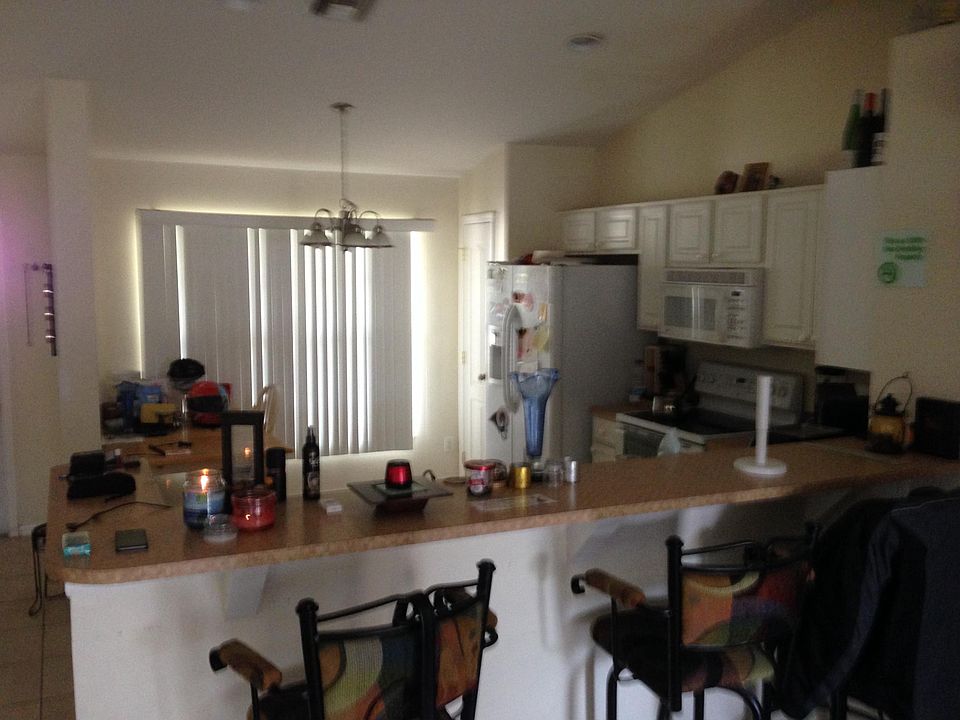 2nd image of 2136 Chiquita Blvd N