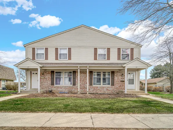 611 Kendall Ct, Schaumburg, IL 60194