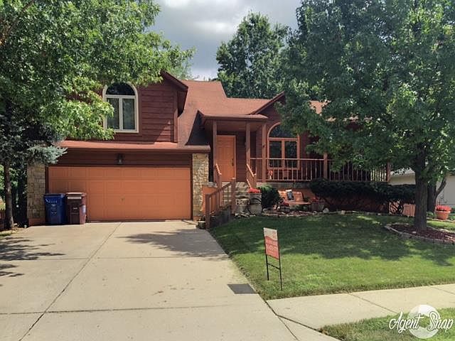 1st image of 2524 NW Leann Dr