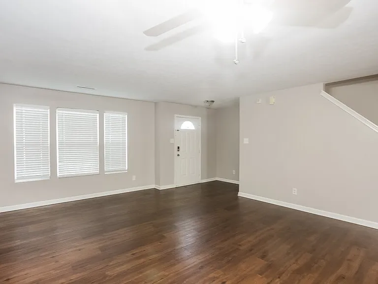 5315 Bendix Ct — Photo 8