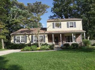 135 Webb Rd, Absecon, NJ 08201