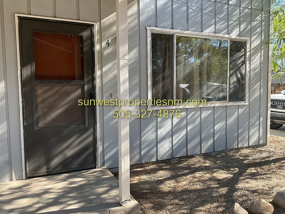 1st image of 518 N Locke Ave #4