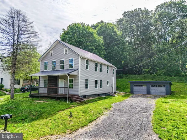 252 River Rd, Dalmatia, PA 17017
