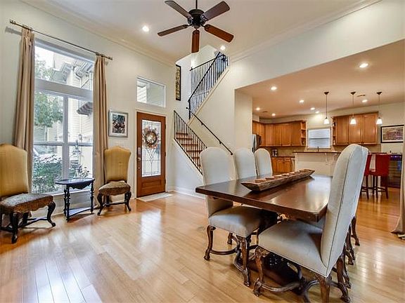 4th image of 5605 Clay Ave #B