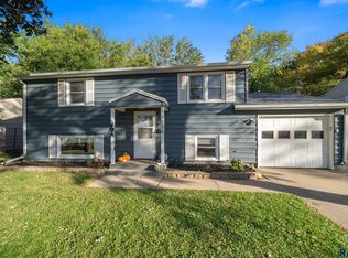 3904 E 21st St, Sioux Falls, SD 57103