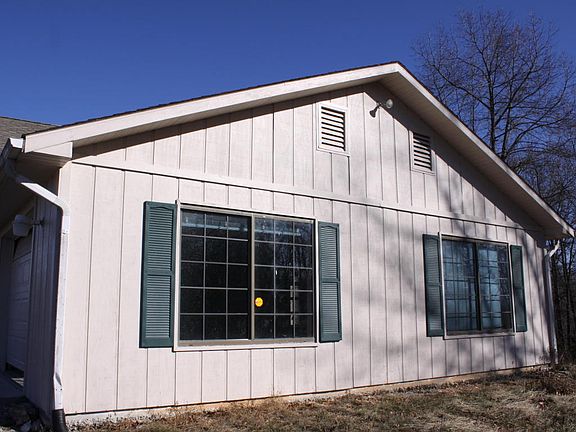 5th image of 62 Dove Ln