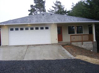 237 SW 29th St, Newport, OR 97365