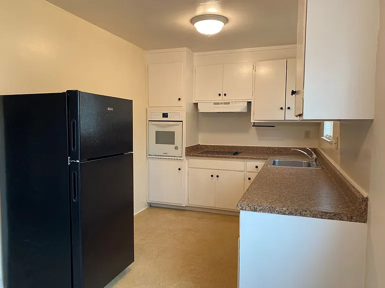627 Dowling Blvd — Photo 4