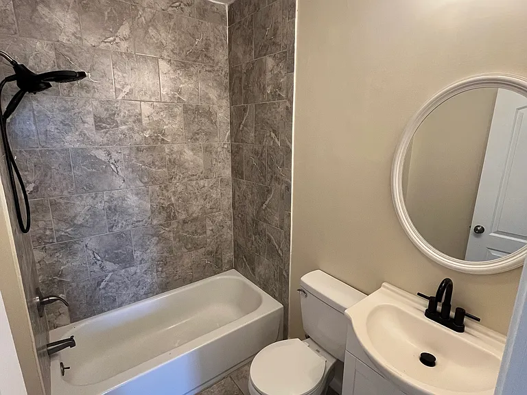 410 S Main St #3S — Photo 5
