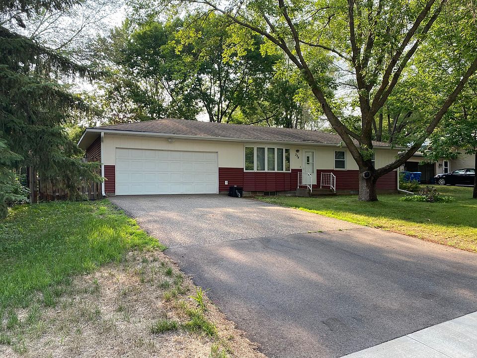 1st image of 334 Belle Aire Dr