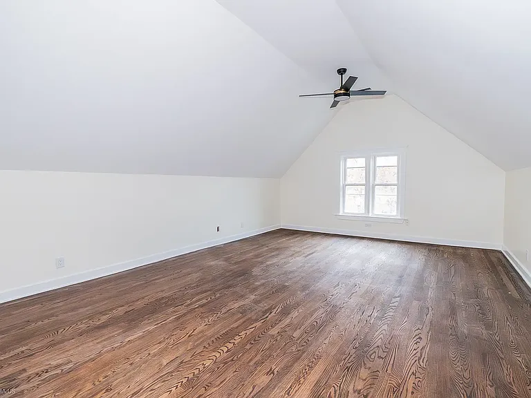1711 W Henderson St #2 — Photo 15