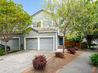 830 Chardonnay Cir, Petaluma, CA