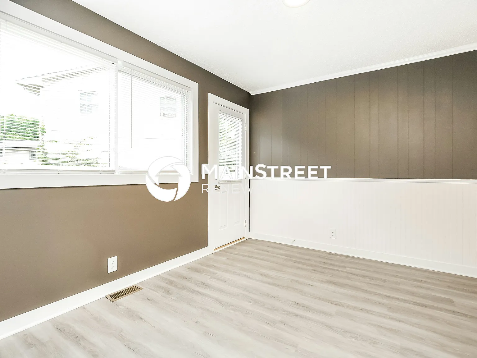 508 DYNE CT — Photo 3