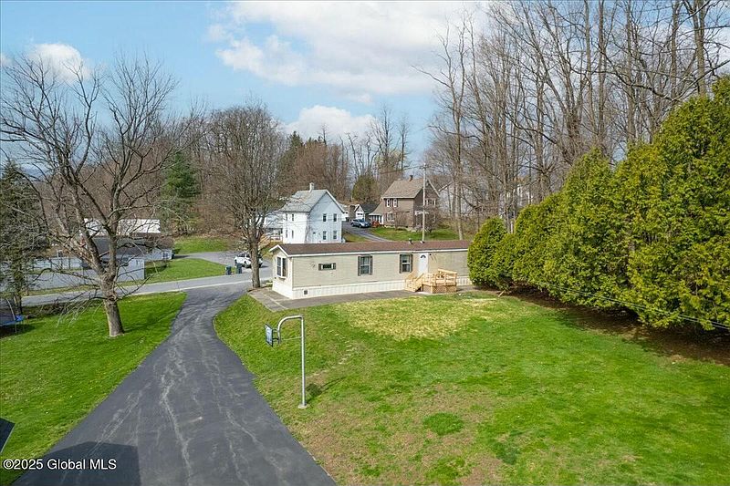 5th image of 127 Harrower Lane