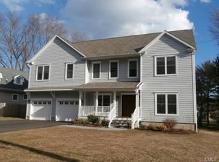 127 Barberry Rd, Southport, CT 06890