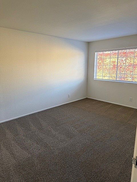 WB -203 bedroom2 pic 2