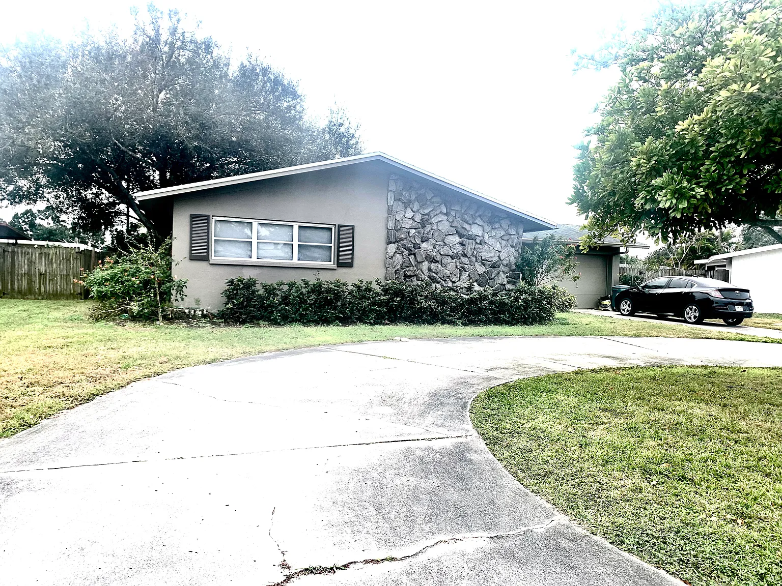 Glouster St, Sarasota — Photo 1