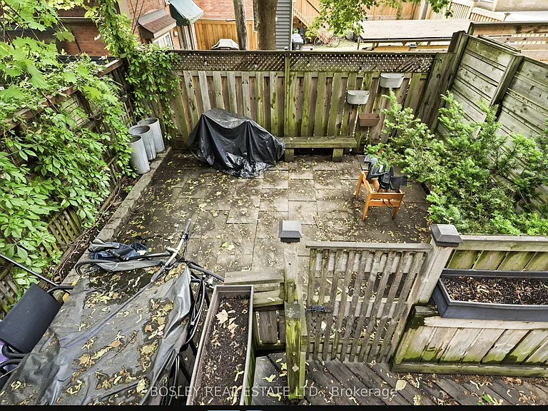6 Ridley Gdns — Photo 38