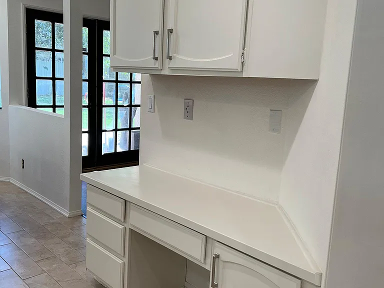 20230 Stagg St — Photo 12