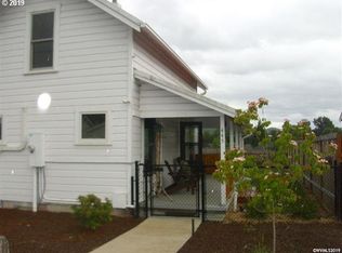 445 SE Academy St, Dallas, OR 97338