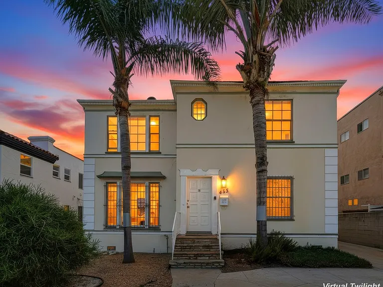455 N Hayworth Ave — Photo 1