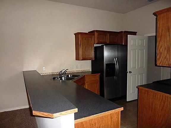 2nd image of 4002 Carrera Ln #4002