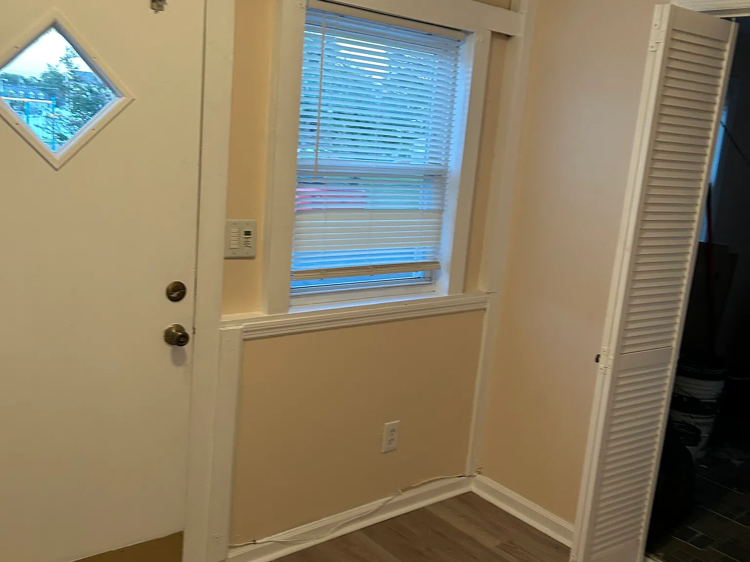 2 bed, 880 sqft, $2,550 — Photo 2
