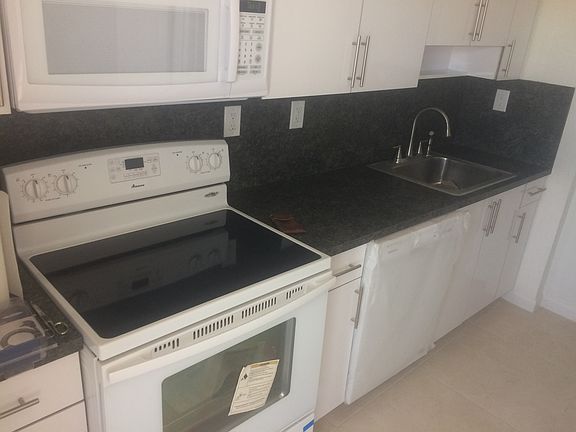 Kitch range MW counter sink