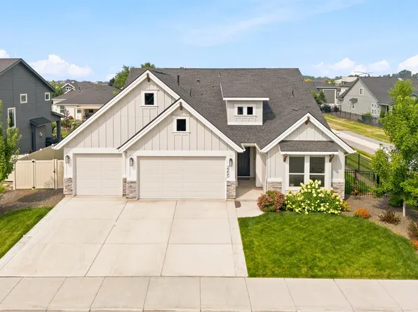 2255 N Sugar Loop Ave, Star, ID 83669