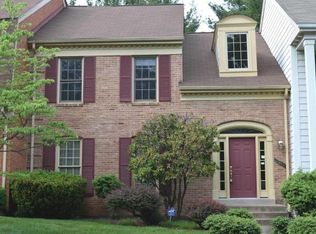 4605 Luxberry Dr, Fairfax, VA 22032
