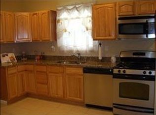 11 Atlantic St, Elizabethport, NJ 07206