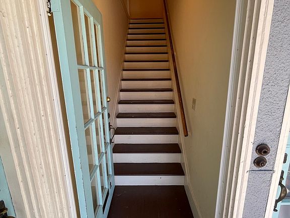 Entrance to second floor