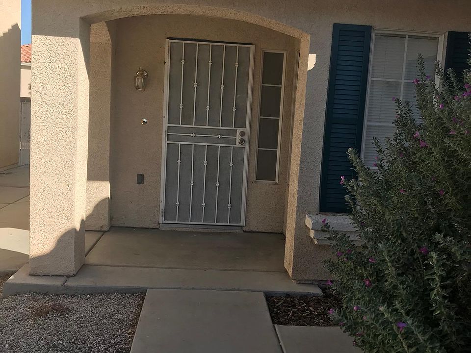 1st image of 7624 Glorietta Bay Ct
