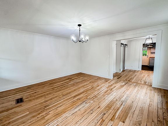 4th image of 418 9th St S