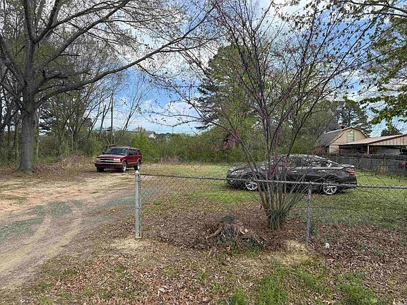 4th image of 434 Mildred St