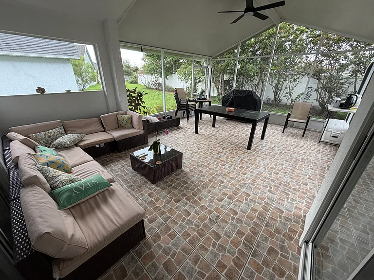 2503 Shelby Cir — Photo 10