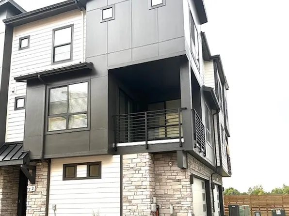 2034 S Holly St Unit 2, Denver, CO 80222