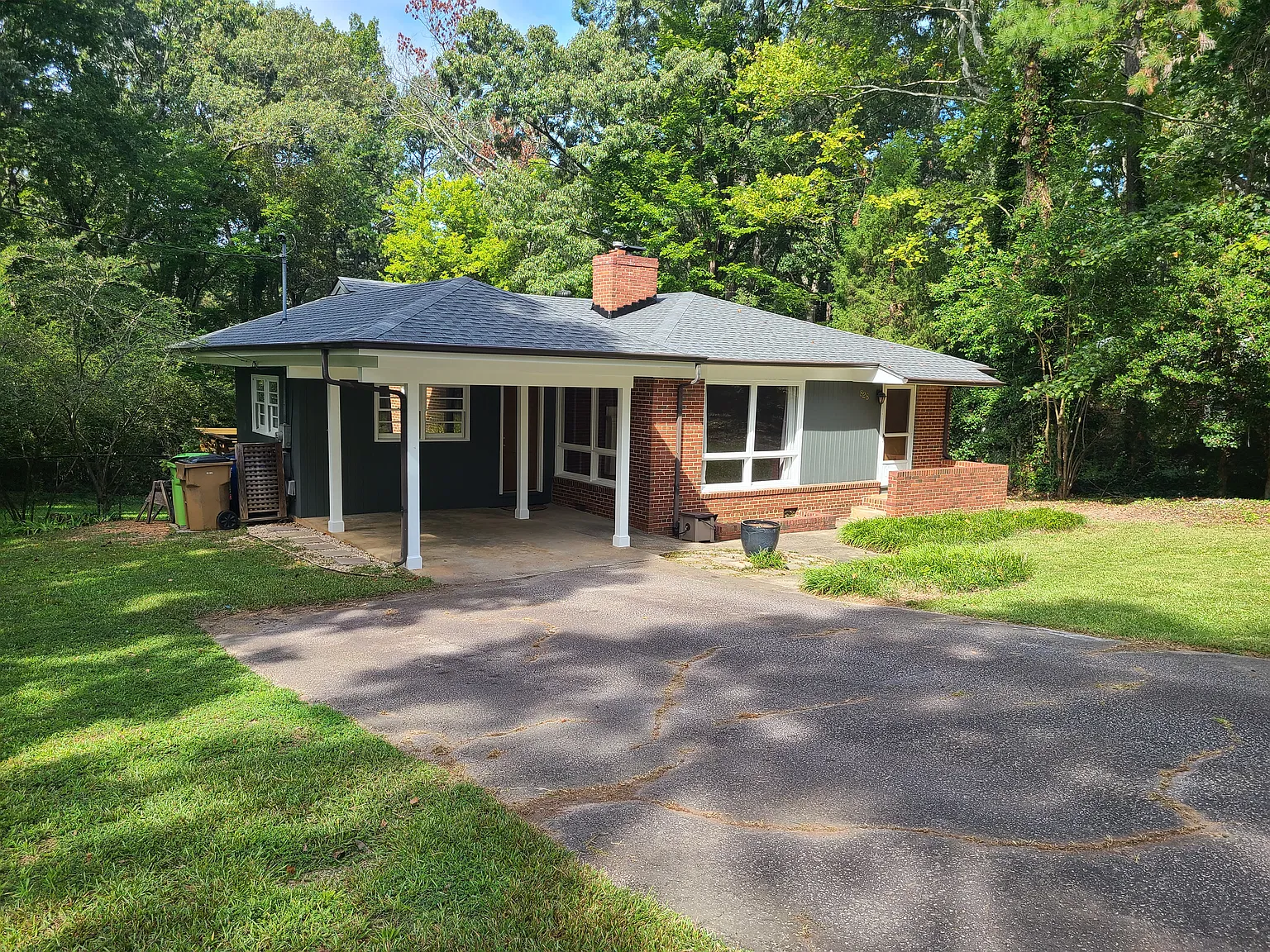 3 bed, 1144 sqft, $1,895 — Photo 4