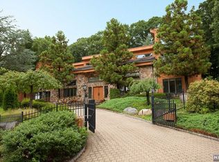 845 Wickham Way, Ho-Ho-Kus, NJ 07423