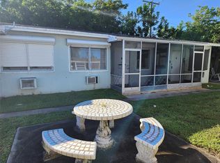 2213 Lincoln St #14, Hollywood, FL 33020