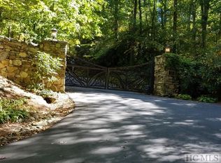 816 W Rochester Dr, Cashiers, NC 28717