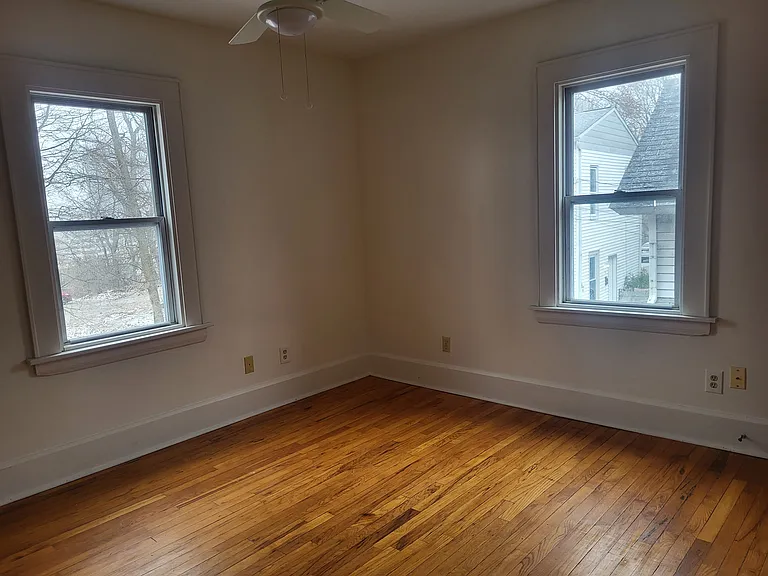 41 S Walnut St #4 — Photo 8